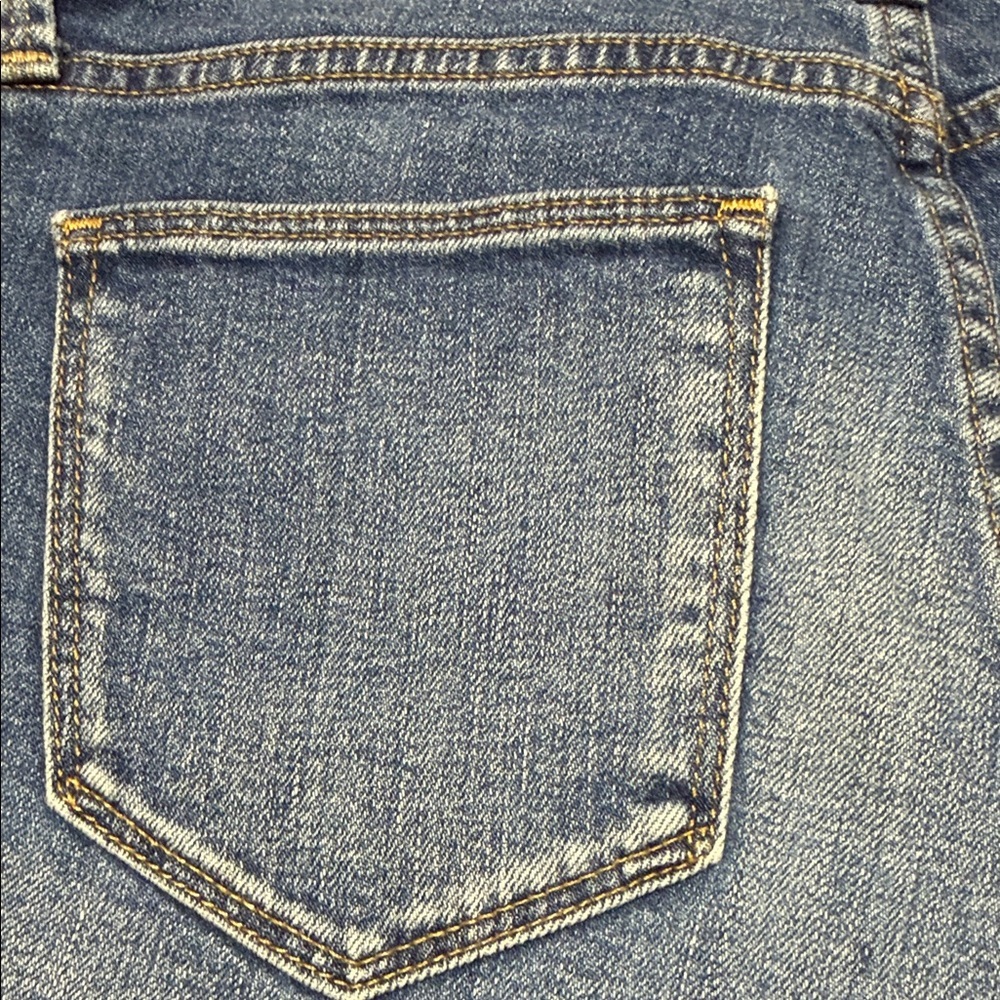 GAP 1969 Women's Medium Blue Frayed Hem Denim Cut Off Shorts, Size 26. - Picture 5 of 12